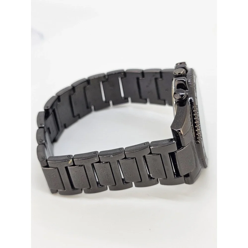 Hennessey Men's Analog Watch 44MM Black Dial Bracelet Band 7.75